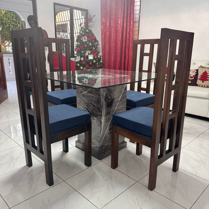 Comedor nk color caoba 4 silla tope cristal