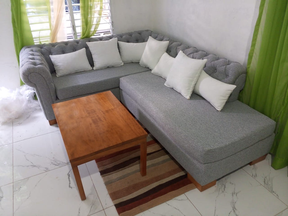 mueble L madera preciosa