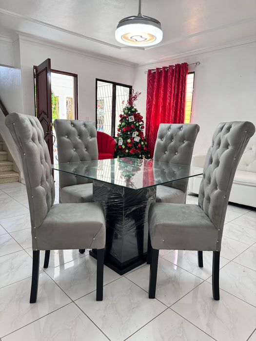 Comedor tapizado capitoneado, tope crista