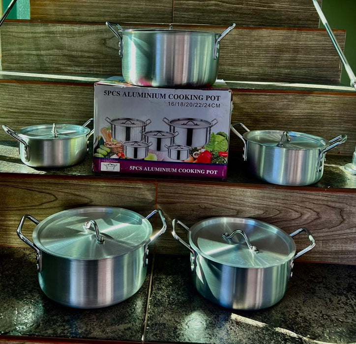 Juego de ollas en aluminio 5 pcs