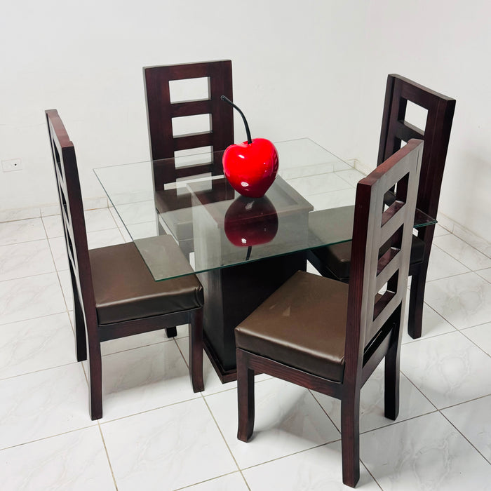 Comedor 4 silla escalerita madera color caoba asientos tapizados